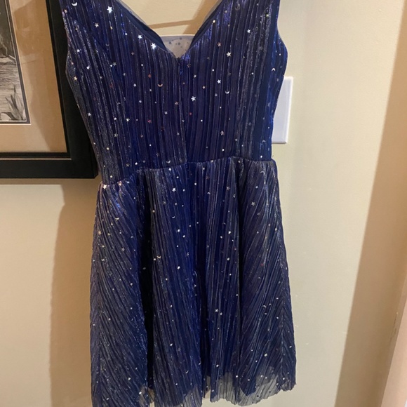 Short Youth Pageant Dress or 8the grade Dress - Picture 2 of 2